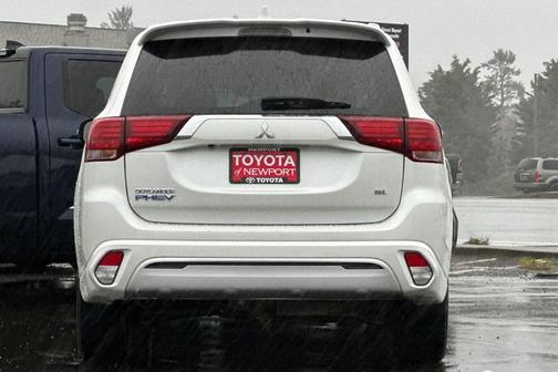 2020 Mitsubishi Outlander PHEV SEL