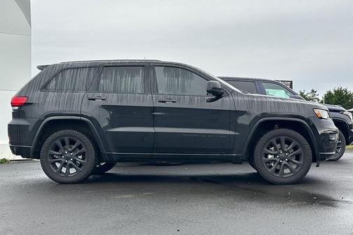 2021 Jeep Grand Cherokee Laredo