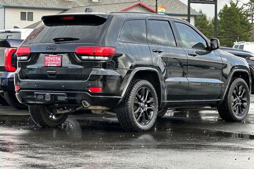 2021 Jeep Grand Cherokee Laredo