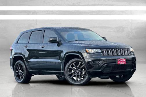 2021 Jeep Grand Cherokee Laredo