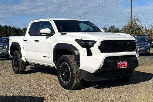 Ice 2026 Toyota Tacoma Hybrid TRD Off Road