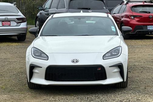 Halo 2026 Toyota GR86 Premium