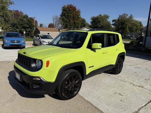 Hypergreen Clearcoat 2018 Jeep Renegade Altitude 4x4