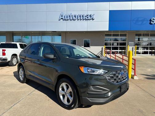 2022 Ford Edge SE