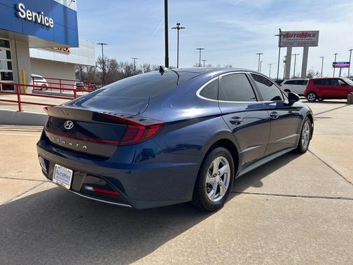 2021 Hyundai SONATA SE
