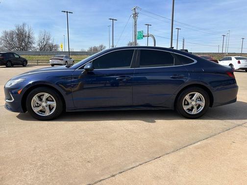 2021 Hyundai SONATA SE