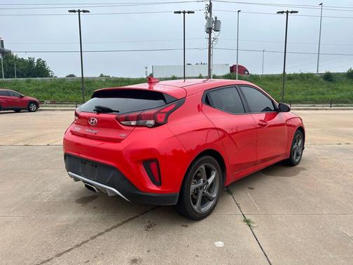 2019 Hyundai Veloster 2.0