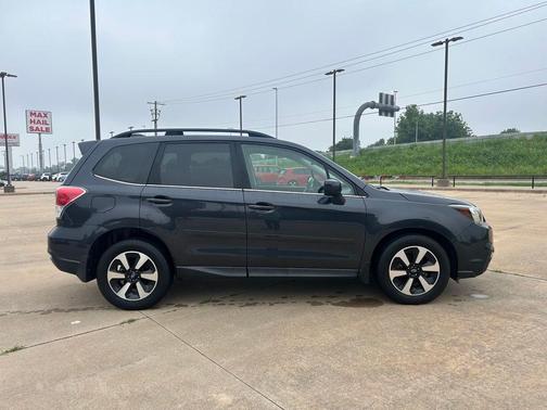 2017 Subaru Forester 2.5i Limited