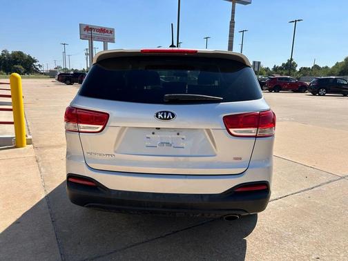 2018 Kia Sorento L