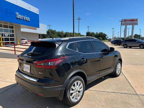 2021 Nissan Rogue Sport SV