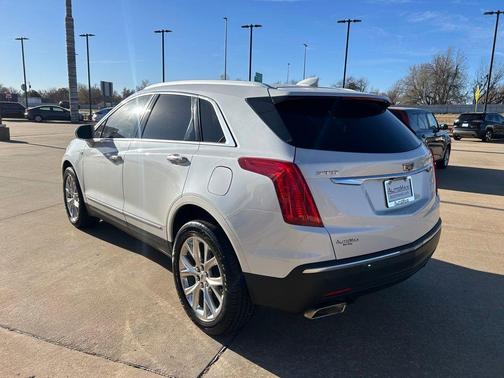 2018 Cadillac XT5 Premium Luxury