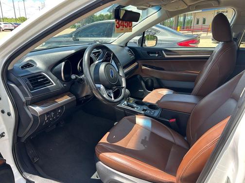 2019 Subaru Outback 2.5i Touring