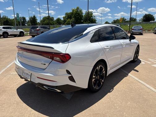 2022 Kia K5 GT-Line