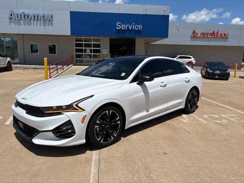 2022 Kia K5 GT-Line