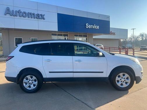2017 Chevrolet Traverse LS