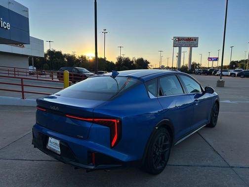 2025 Kia K4 GT-Line Turbo