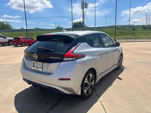 2018 Nissan Leaf SV