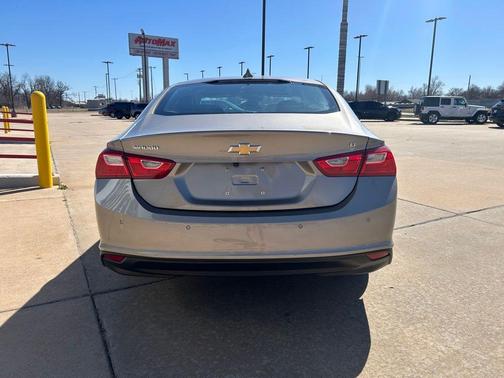 2025 Chevrolet Malibu LT