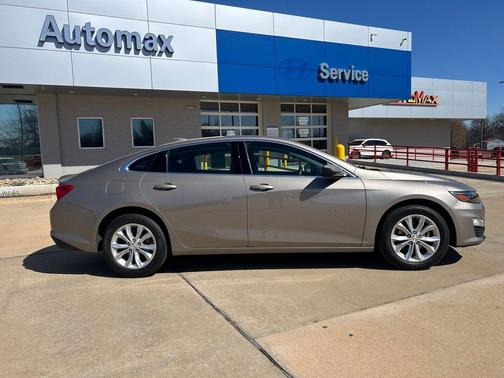 2025 Chevrolet Malibu LT