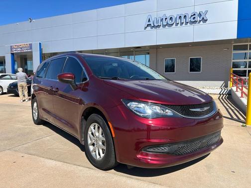 2021 Chrysler Voyager LXI