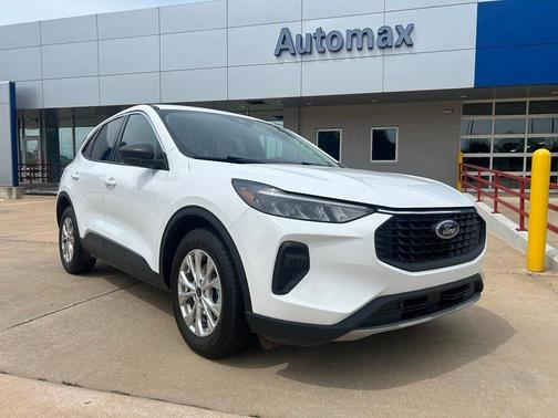 Oxford White 2023 Ford Escape Active