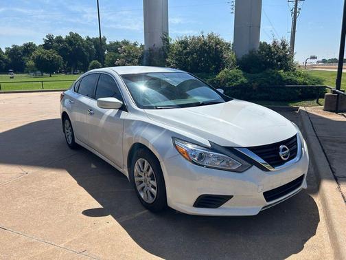 2016 Nissan Altima 2.5 S