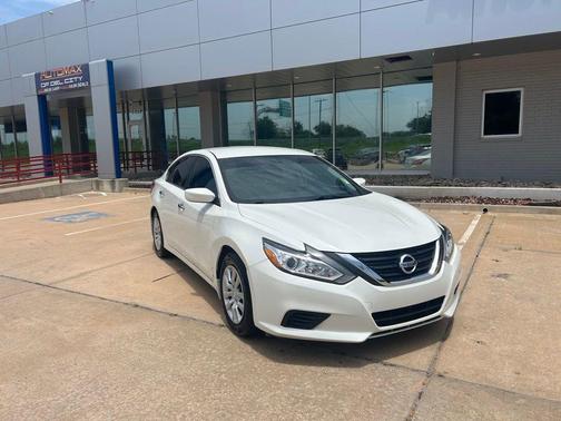 2016 Nissan Altima 2.5 S