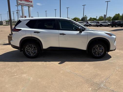 2024 Nissan Rogue S