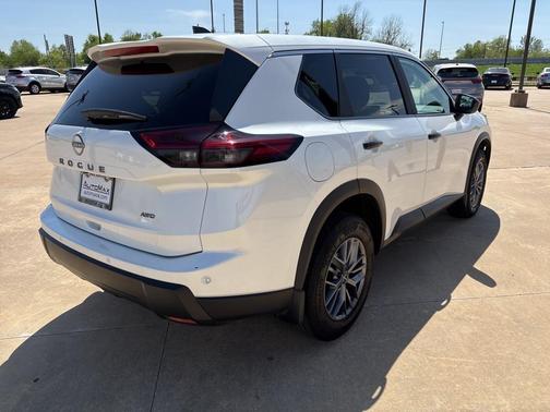 2024 Nissan Rogue S