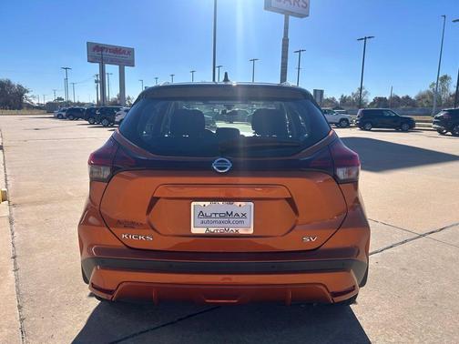2021 Nissan Kicks SV