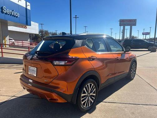 2021 Nissan Kicks SV