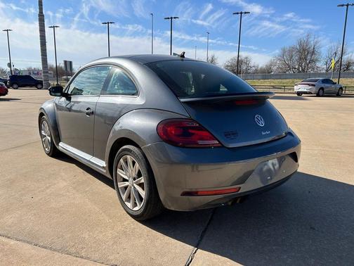 2018 Volkswagen Beetle 2.0T S