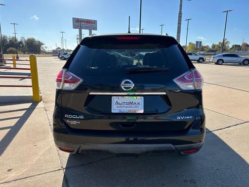 2016 Nissan Rogue SV