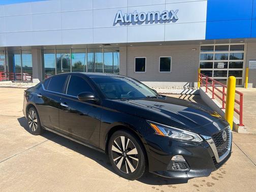 2021 Nissan Altima 2.5 SV