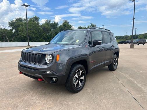 2022 Jeep Renegade Trailhawk