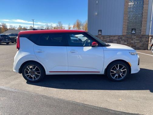 2022 Kia Soul GT-Line 2.0L