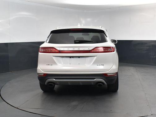 2015 Lincoln MKC Base