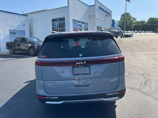 2024 Kia Carnival SX Prestige