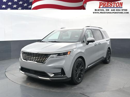 2023 Kia Carnival SX