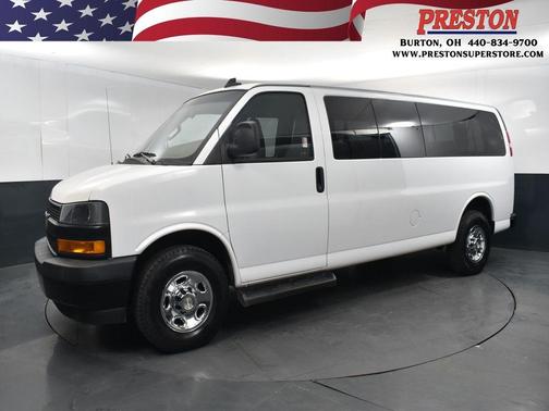2022 Chevrolet Express 3500 LS
