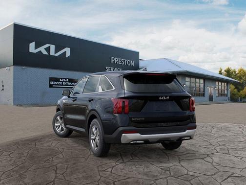 2025 Kia Sorento LX