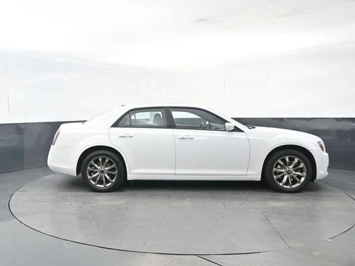 2014 Chrysler 300 S