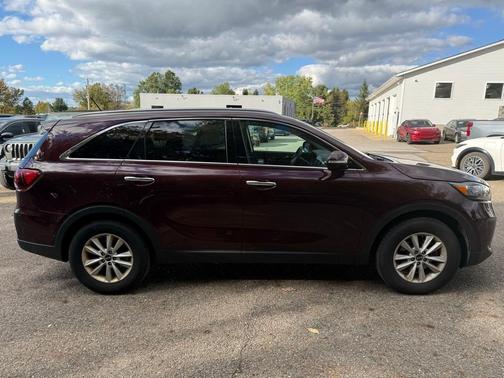2020 Kia Sorento LX