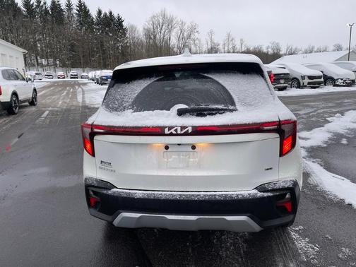 2024 Kia Seltos LX