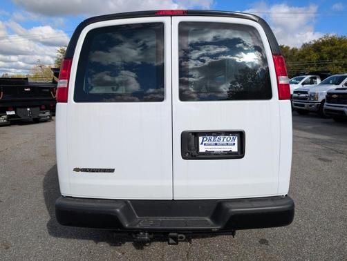 2025 Chevrolet Express 3500 Work Van