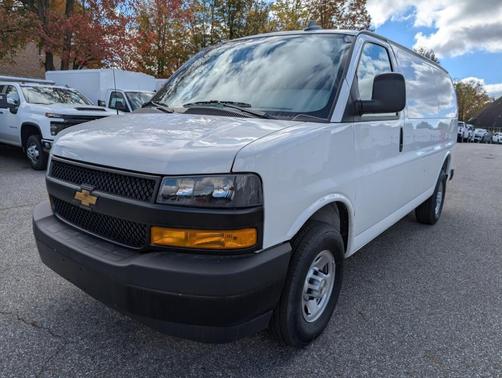 2025 Chevrolet Express 3500 Work Van
