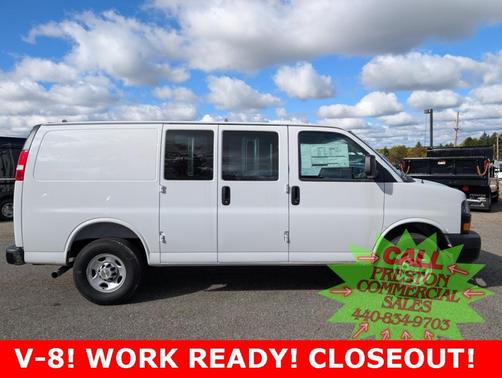 2025 Chevrolet Express 3500 Work Van