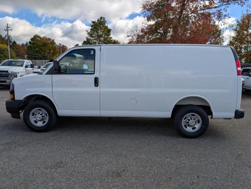 2025 Chevrolet Express 3500 Work Van