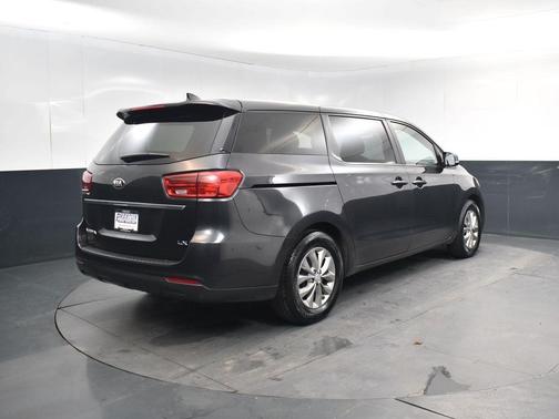 2020 Kia Sedona LX