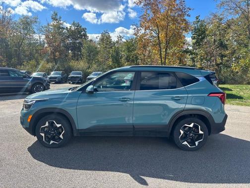 2024 Kia Seltos EX